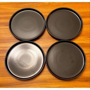 Set Of 4 Stone + Lain Stoneware Plates Black EC